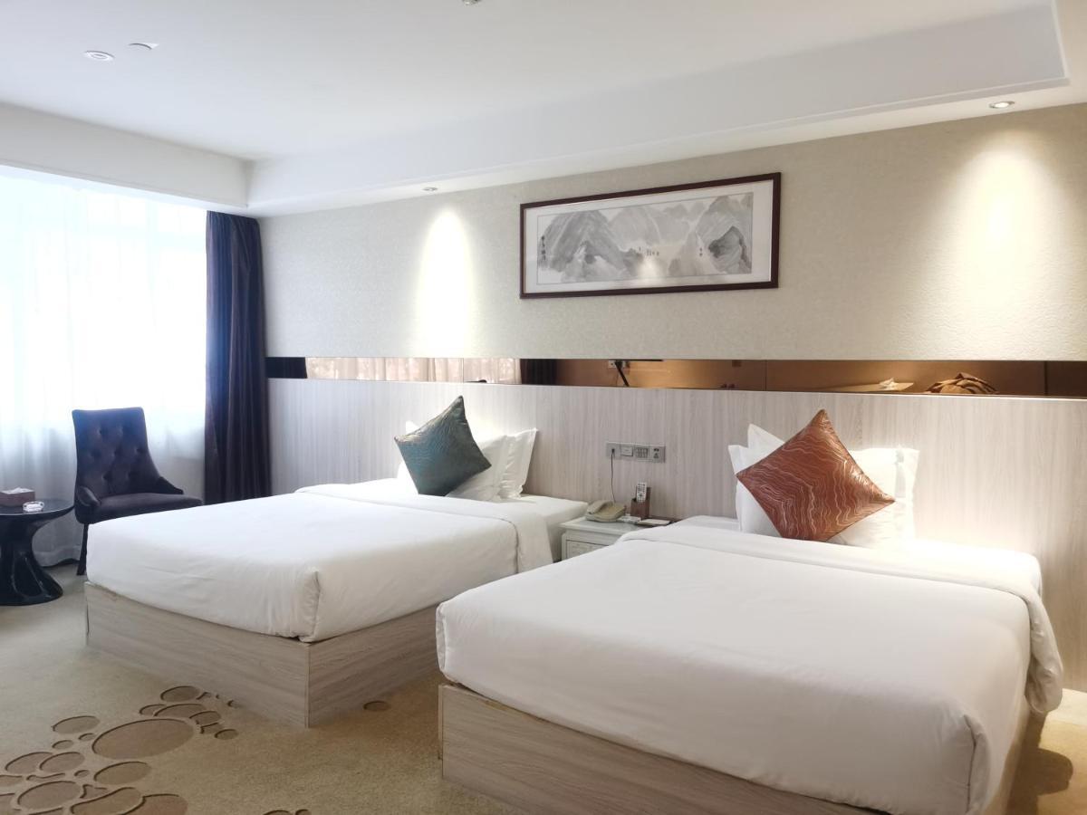 Paco Hotel Tianhe Coach Terminal Metro Satation Guangzhou-Free Shuttle Bus For Canton Fair Exterior photo