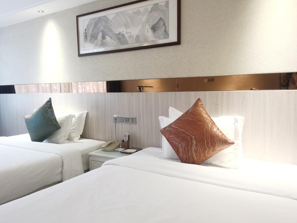 Paco Hotel Tianhe Coach Terminal Metro Satation Guangzhou-Free Shuttle Bus For Canton Fair Exterior photo