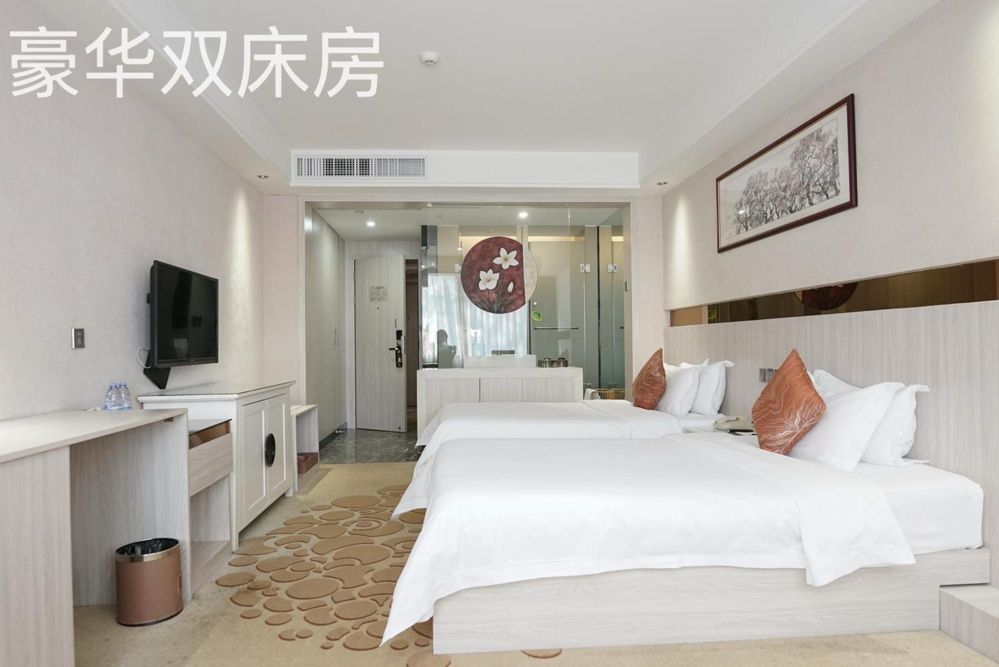 Paco Hotel Tianhe Coach Terminal Metro Satation Guangzhou-Free Shuttle Bus For Canton Fair Exterior photo